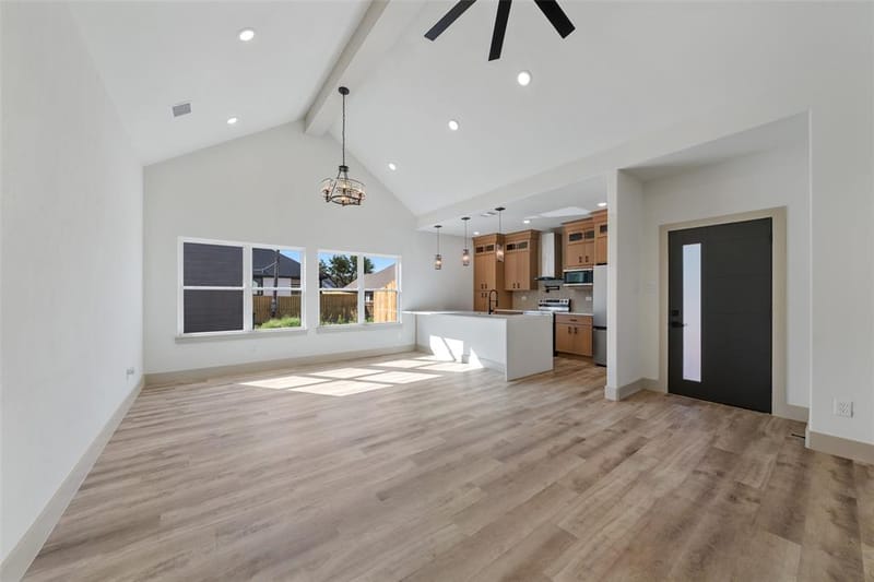 5614 San Jacinto Drive, Granbury TX 76048 - Photo 6