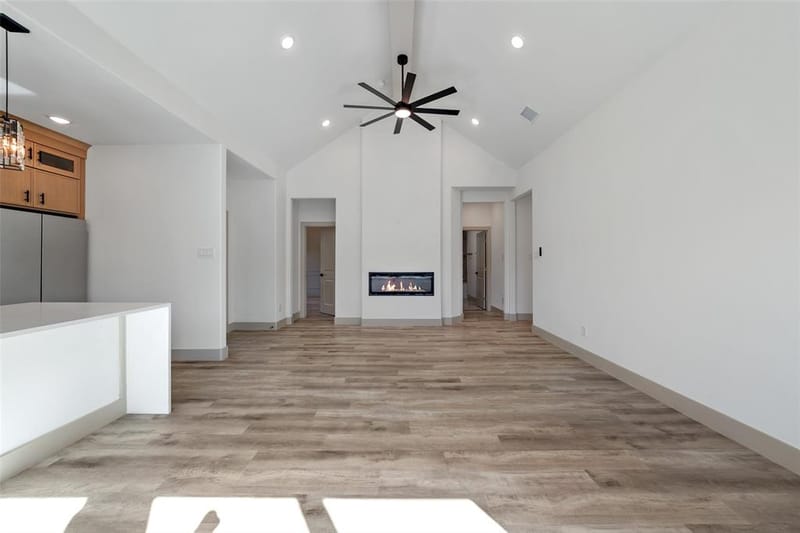 5614 San Jacinto Drive, Granbury TX 76048 - Photo 13