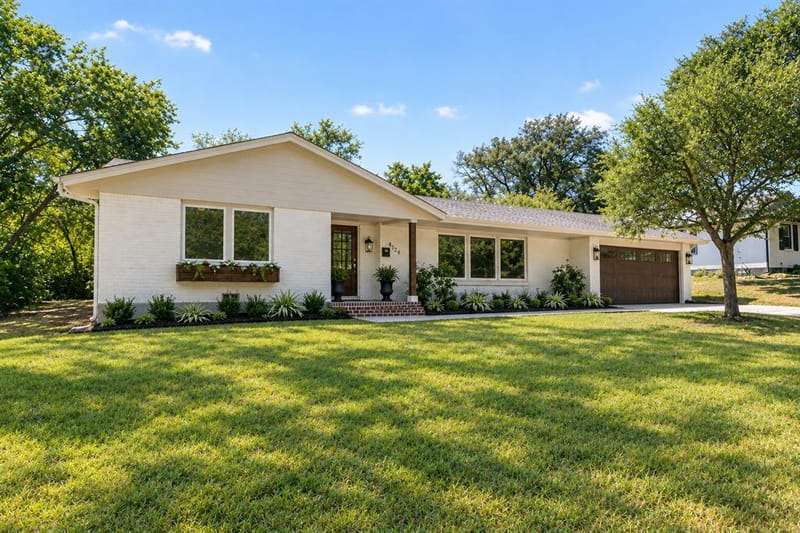 4124 Shannon Drive, Fort Worth TX 76116 - Photo 2