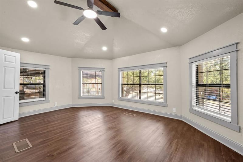 602 SE 18th Street, Mineral Wells TX 76067 - Photo 12