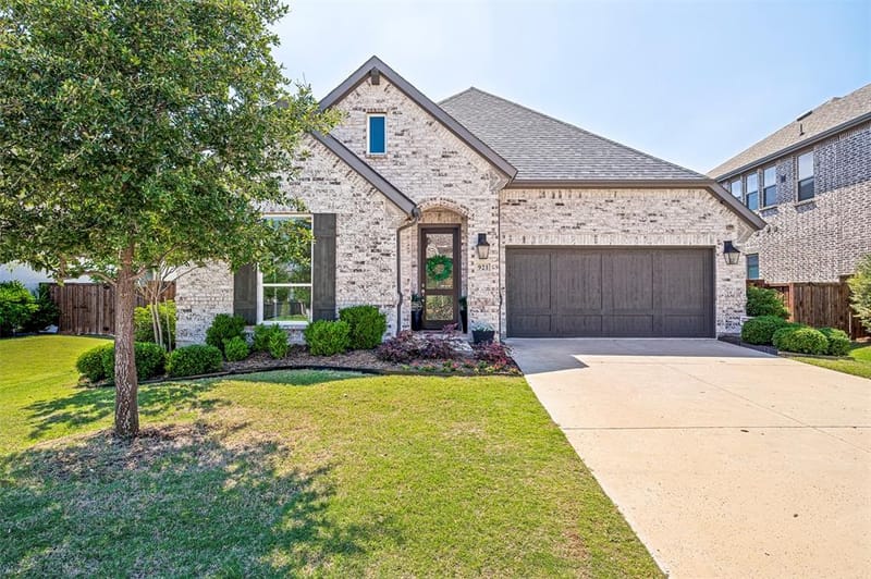 921 Gladewater Drive, Prosper TX 75078 - Photo 2
