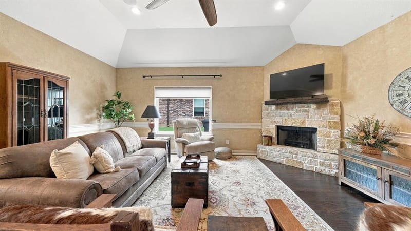 6503 Pirlie Court, Granbury TX 76049 - Photo 13