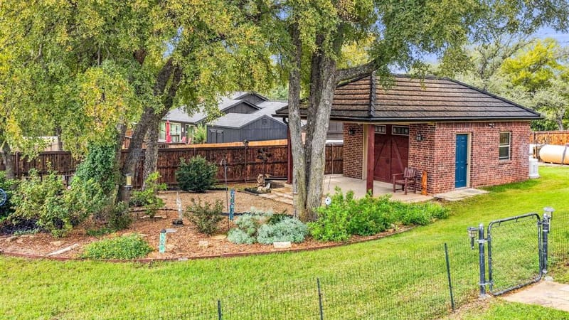 6503 Pirlie Court, Granbury TX 76049 - Photo 7