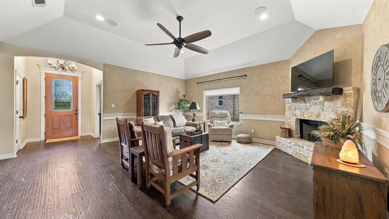 6503 Pirlie Court, Granbury TX 76049 - Photo 11