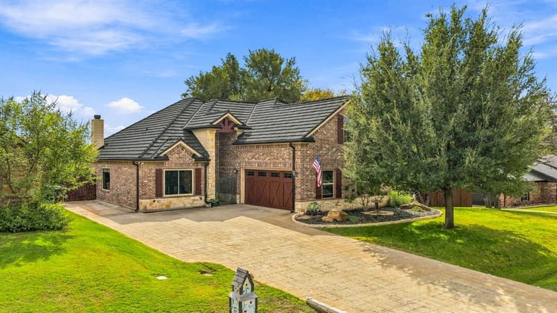 6503 Pirlie Court, Granbury TX 76049 - Photo 4