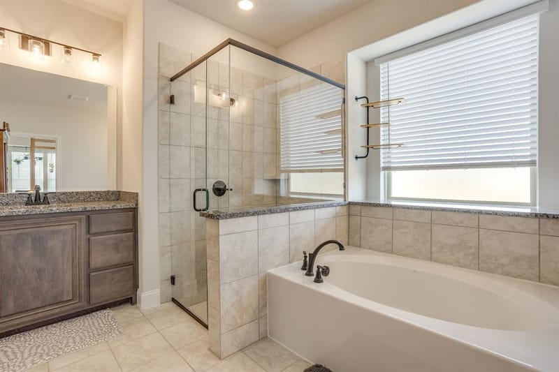 222 Shawnee Trail, Alvarado TX 76009 - Photo 24