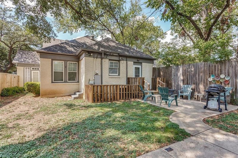 3211 Cockrell Avenue, Fort Worth TX 76109 - Photo 2