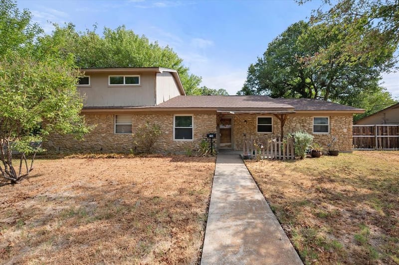 144 Jill Ann Drive, Burleson TX 76028