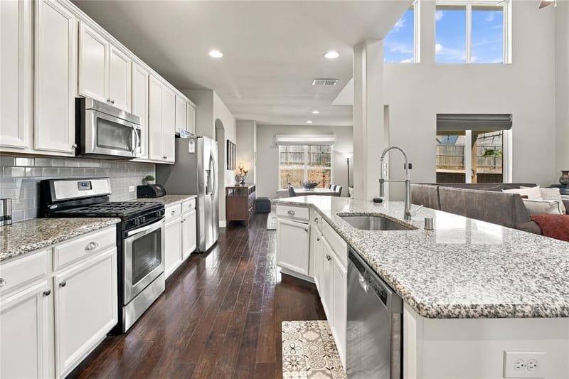 800 Spring Falls Drive, McKinney TX 75071 - Photo 10