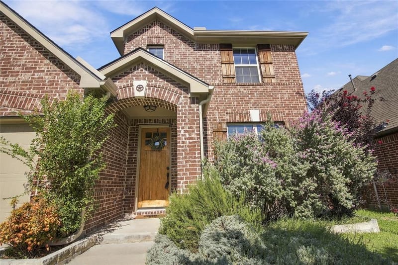 800 Spring Falls Drive, McKinney TX 75071 - Photo 4