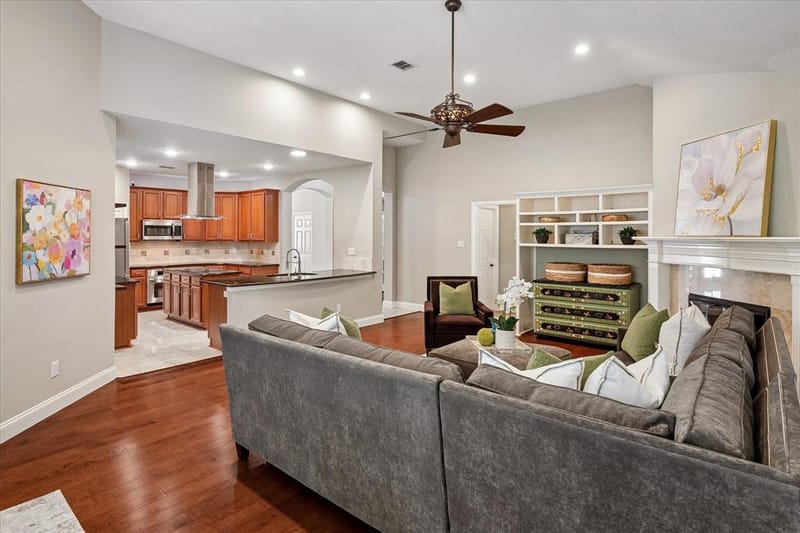 412 Manders Court, Irving TX 75063 - Photo 13
