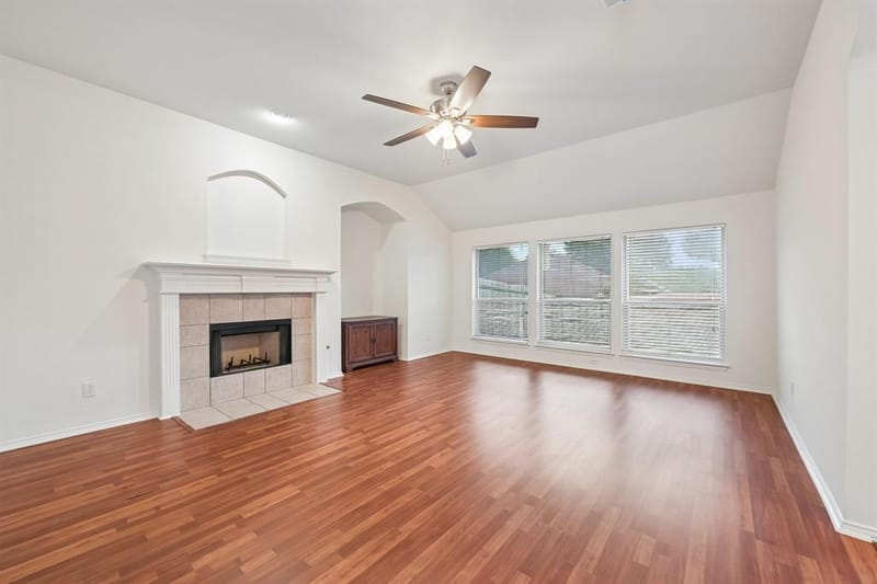 1532 Holveck Drive, Cedar Hill TX 75104 - Photo 2