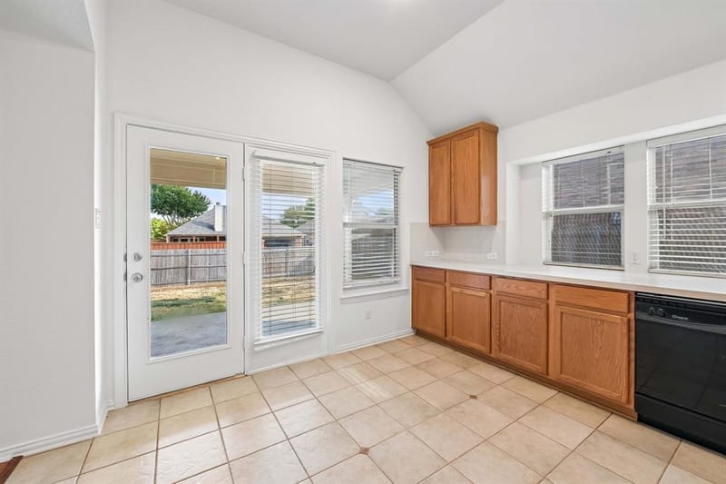 1532 Holveck Drive, Cedar Hill TX 75104 - Photo 10