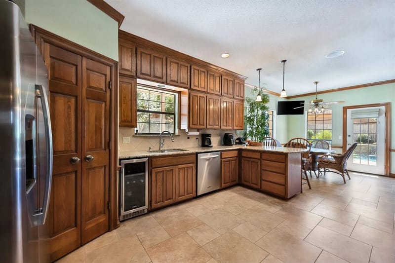 4007 Lake Powell Drive, Arlington TX 76016 - Photo 8