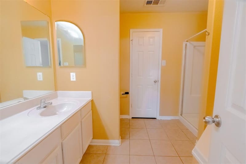 636 Noble Grove Lane, Fort Worth TX 76140 - Photo 8