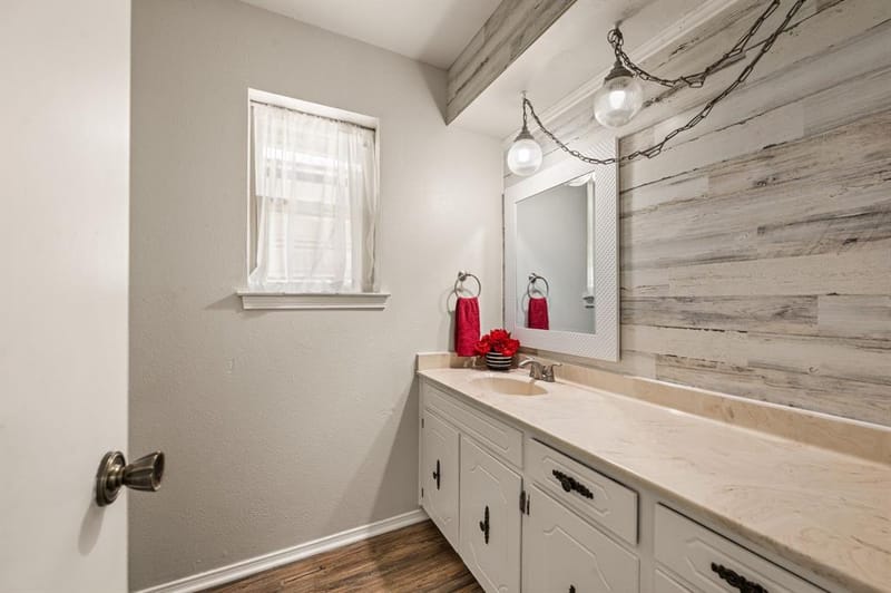 425 Glenwood Terrace, Hurst TX 76053 - Photo 11