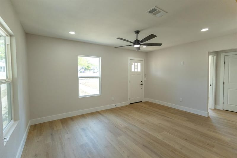 1527 Maple Avenue, Waco TX 76707 - Photo 12