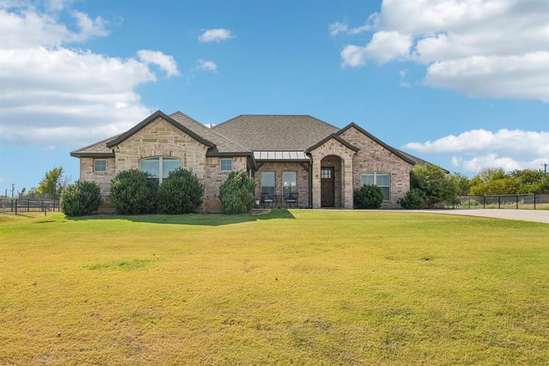 10189 Kildee Trail, Sanger TX 76266