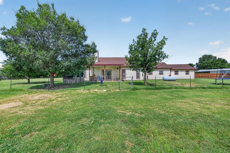 1958 Crockett Street, Sanger TX 76266 - Photo 30