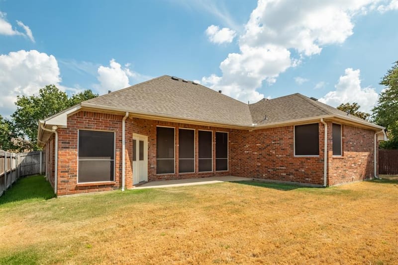 10717 Elmhurst Lane, Fort Worth TX 76244 - Photo 6