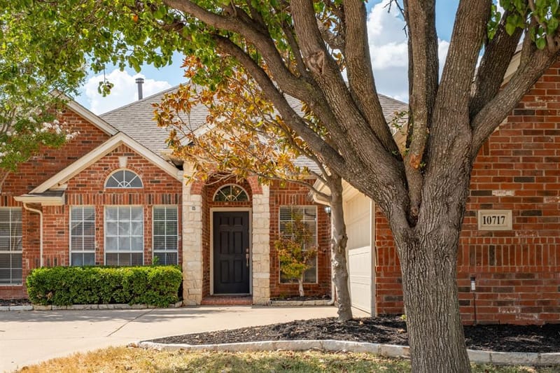 10717 Elmhurst Lane, Fort Worth TX 76244 - Photo 5