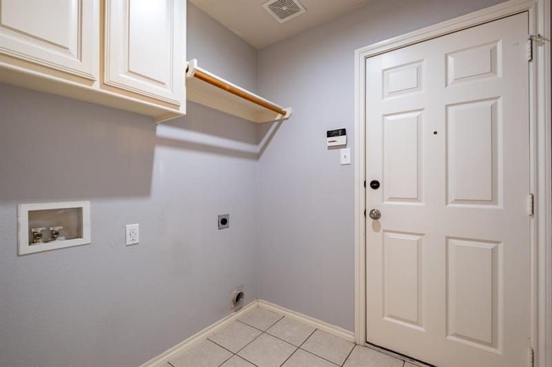 10717 Elmhurst Lane, Fort Worth TX 76244 - Photo 15