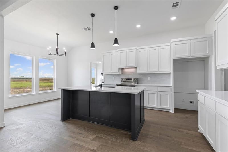 2061 Goodwyn Road, Italy TX 76651 - Photo 13