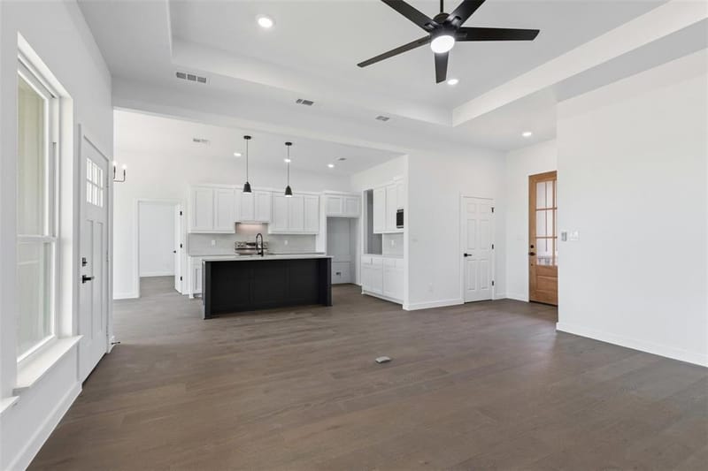 2061 Goodwyn Road, Italy TX 76651 - Photo 10