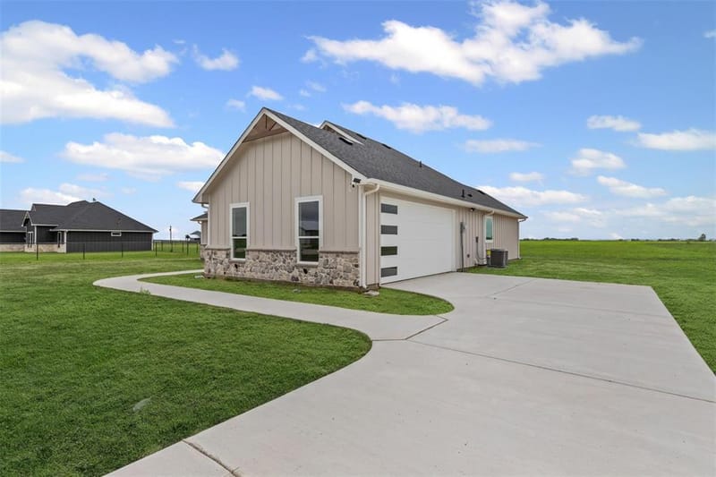 2061 Goodwyn Road, Italy TX 76651 - Photo 4
