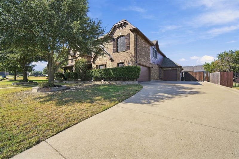 1861 Chuckwagon Drive, Midlothian TX 76065 - Photo 6