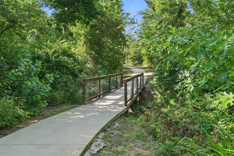 9409 Excursion Drive, Oak Point TX 75068 - Photo 33