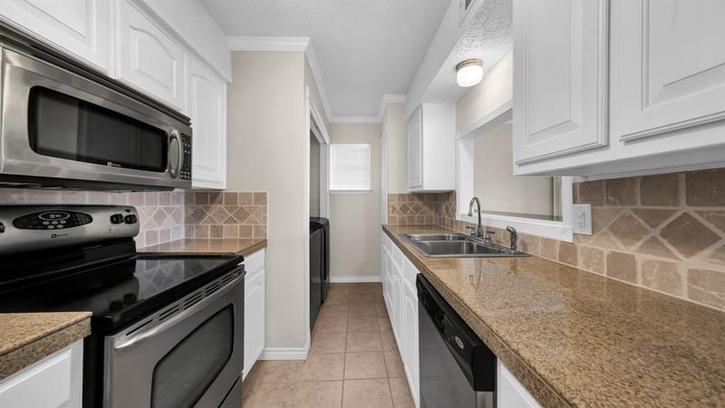 4313 Crescent Drive # 5, Granbury TX 76049 - Photo 11