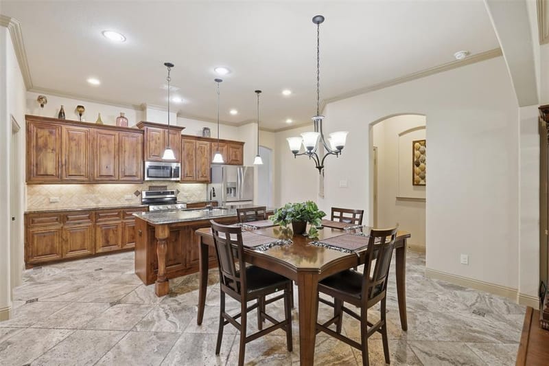 225 Bentley Drive, Midlothian TX 76065 - Photo 6
