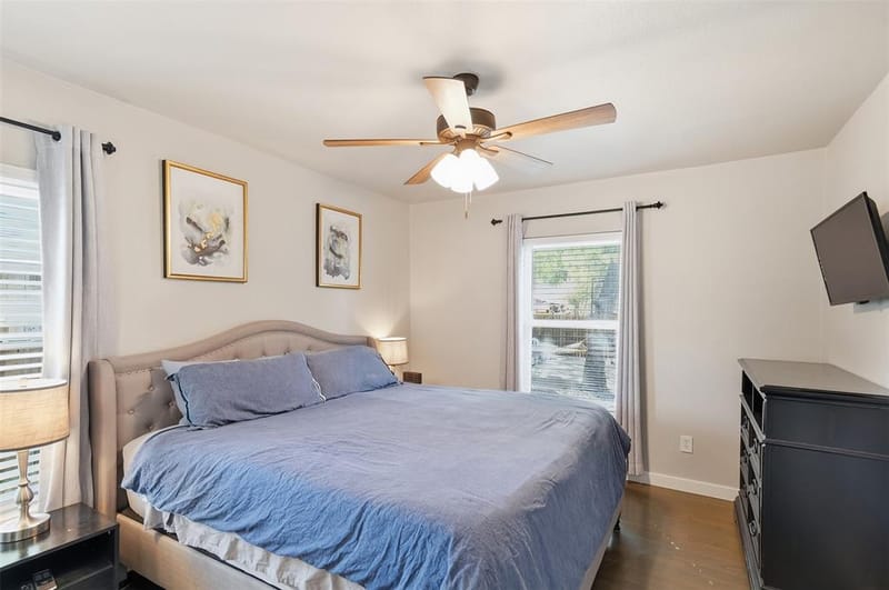 2421 Hillburn Drive, Dallas TX 75227 - Photo 13