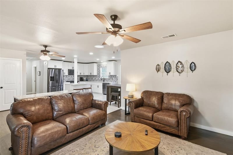 2421 Hillburn Drive, Dallas TX 75227 - Photo 5