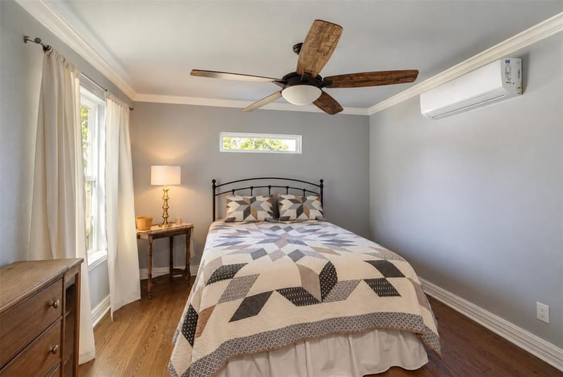 4637 Calmont Avenue, Fort Worth TX 76107 - Photo 14