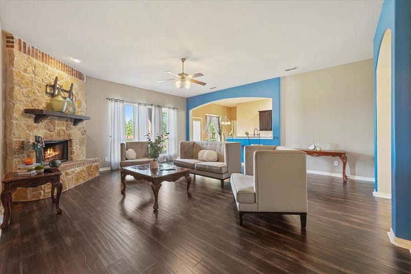 343 Cambridge Court, Waxahachie TX 75167 - Photo 2