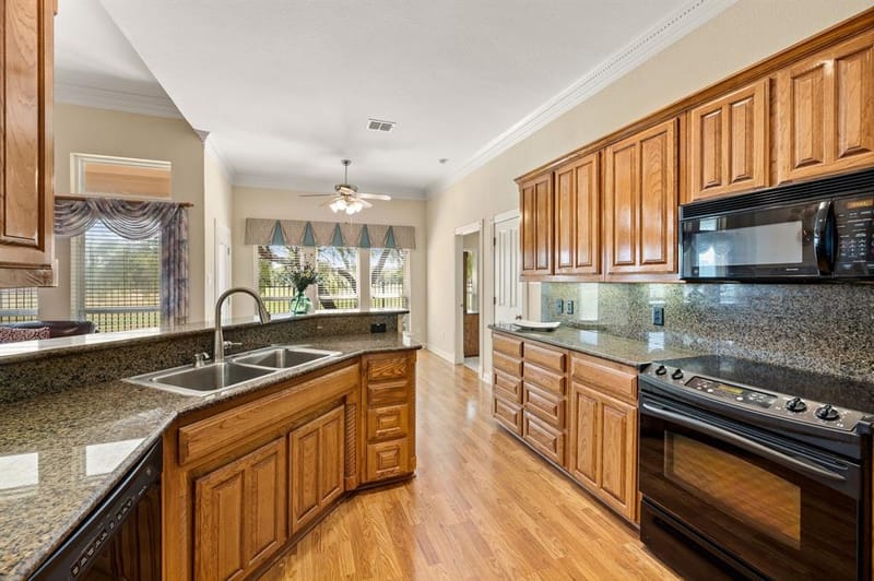 10701 Whitestone Ranch Road, Benbrook TX 76126 - Photo 13