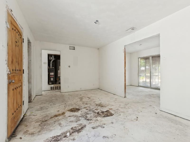 8917 Freeport Drive, Dallas TX 75228 - Photo 2