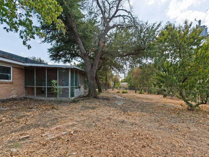 8917 Freeport Drive, Dallas TX 75228 - Photo 22