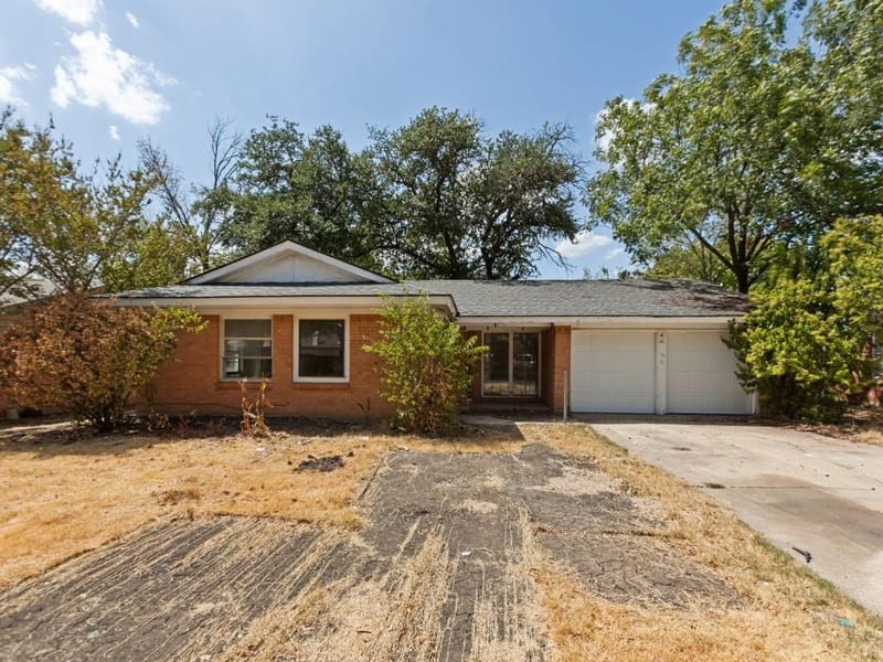 8917 Freeport Drive, Dallas TX 75228