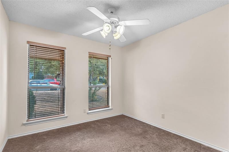 734 Red Oak Drive, Lewisville TX 75067 - Photo 11