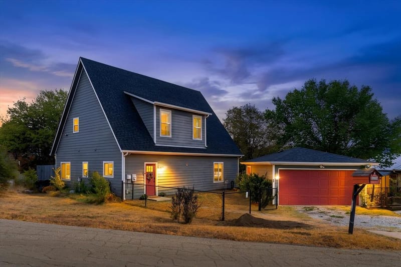 3910 Pocahontas Drive, Flower Mound TX 75022 - Photo 2