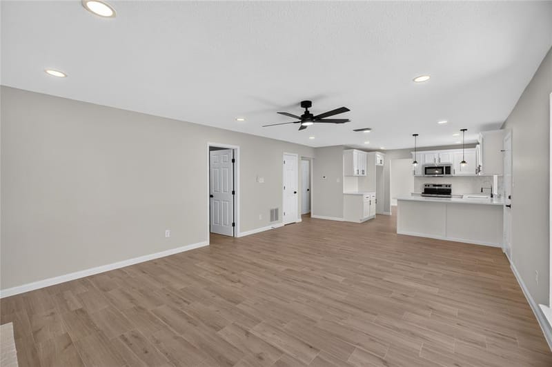 2630 Winslow Drive, Grand Prairie TX 75052 - Photo 13