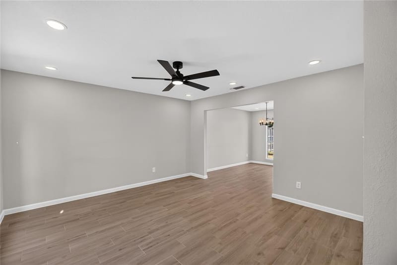2630 Winslow Drive, Grand Prairie TX 75052 - Photo 5