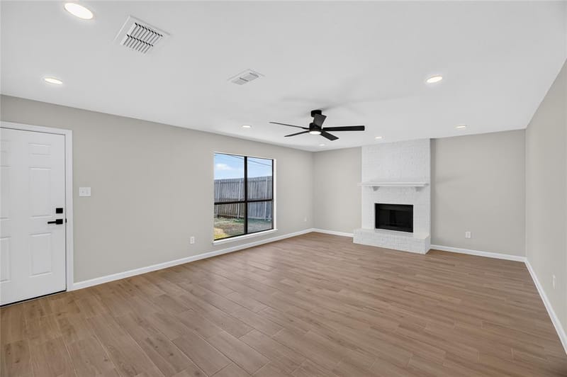 2630 Winslow Drive, Grand Prairie TX 75052 - Photo 14