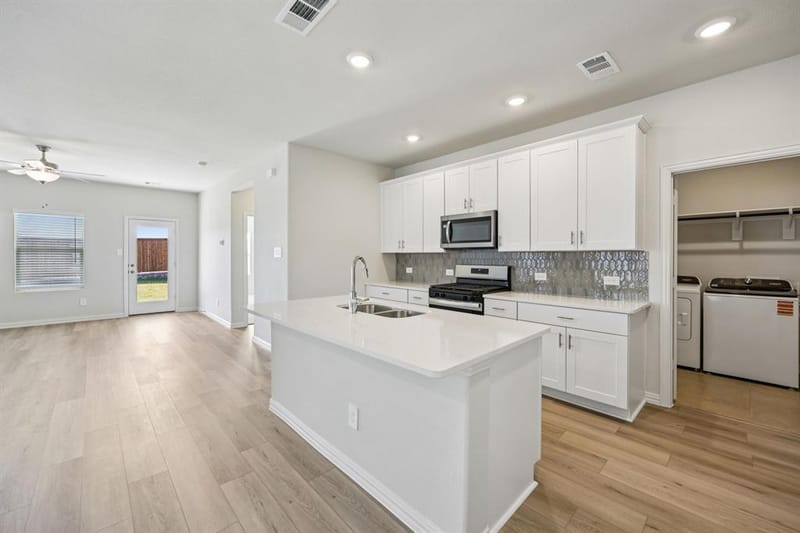 217 Winchester Hill Lane, Princeton TX 75071 - Photo 5