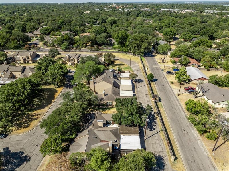 3311 Chimney Place Drive, Waco TX 76708 - Photo 33