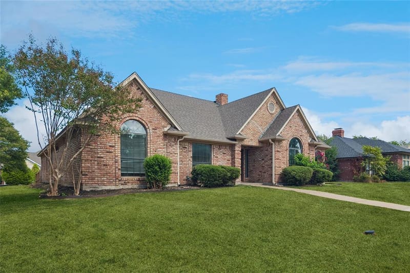 115 Indian Hills Drive, Waxahachie TX 75165 - Photo 3
