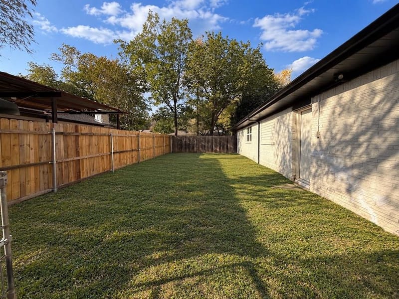 4928 Ira Street, Haltom City TX 76117 - Photo 32